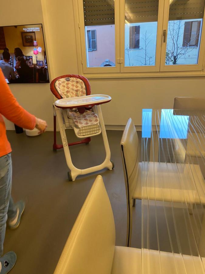 Via Cortirola Luxury Apartment 佩萨罗 外观 照片
